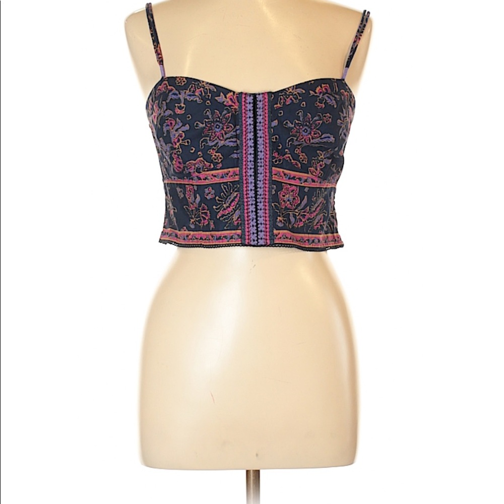 American Eagle Crop Top